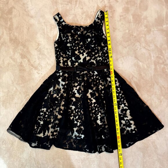 LEVORY J Black Floral Lace Fit & Flare Cocktail Dress – Women’s Size 2 - Picture 2 of 10